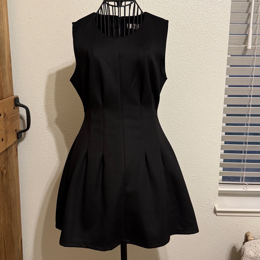 Black Sleeveless Mini Dress